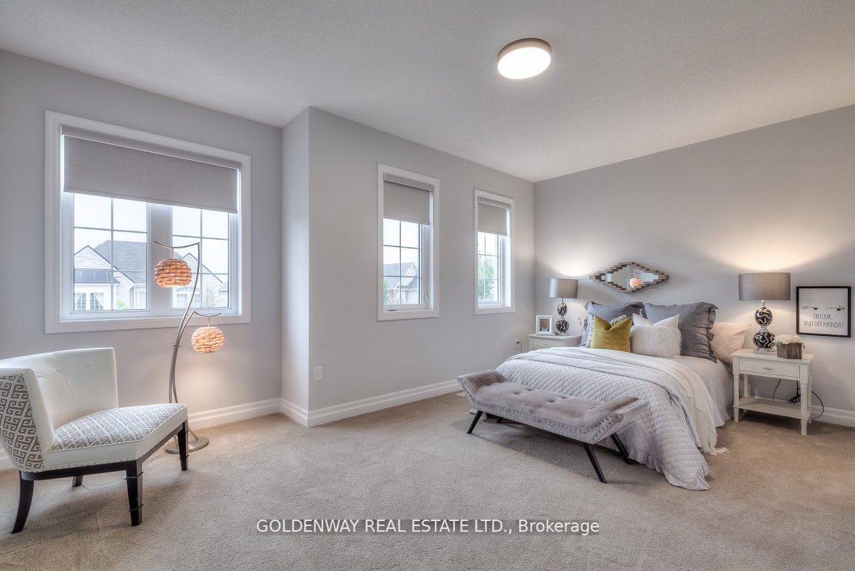 209 Degraaf Cres