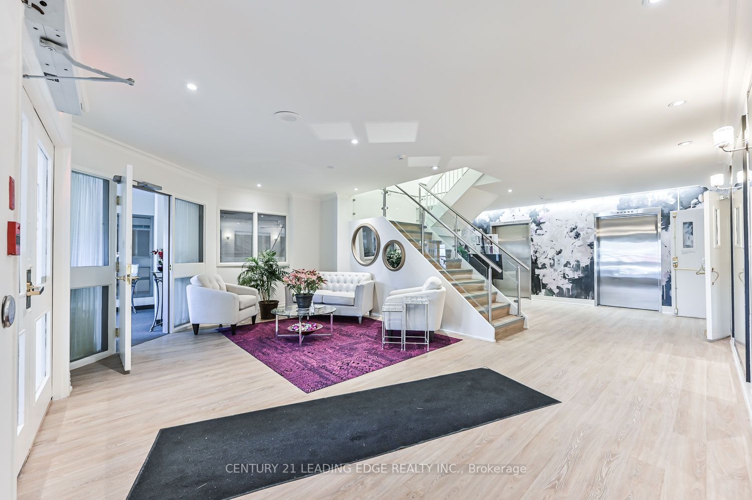 100 Anna Russell Way, #203