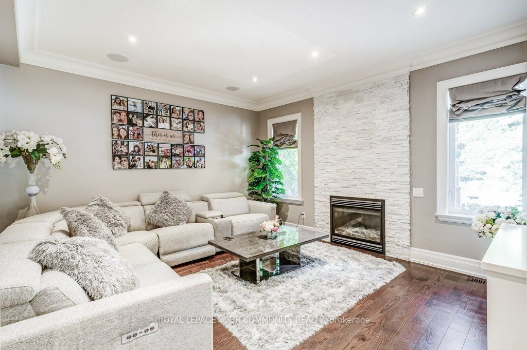 268 Thornhill Woods Dr