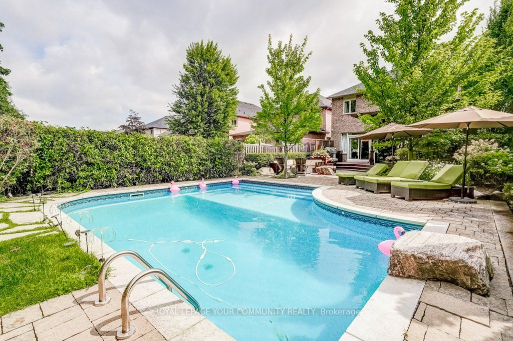 268 Thornhill Woods Dr