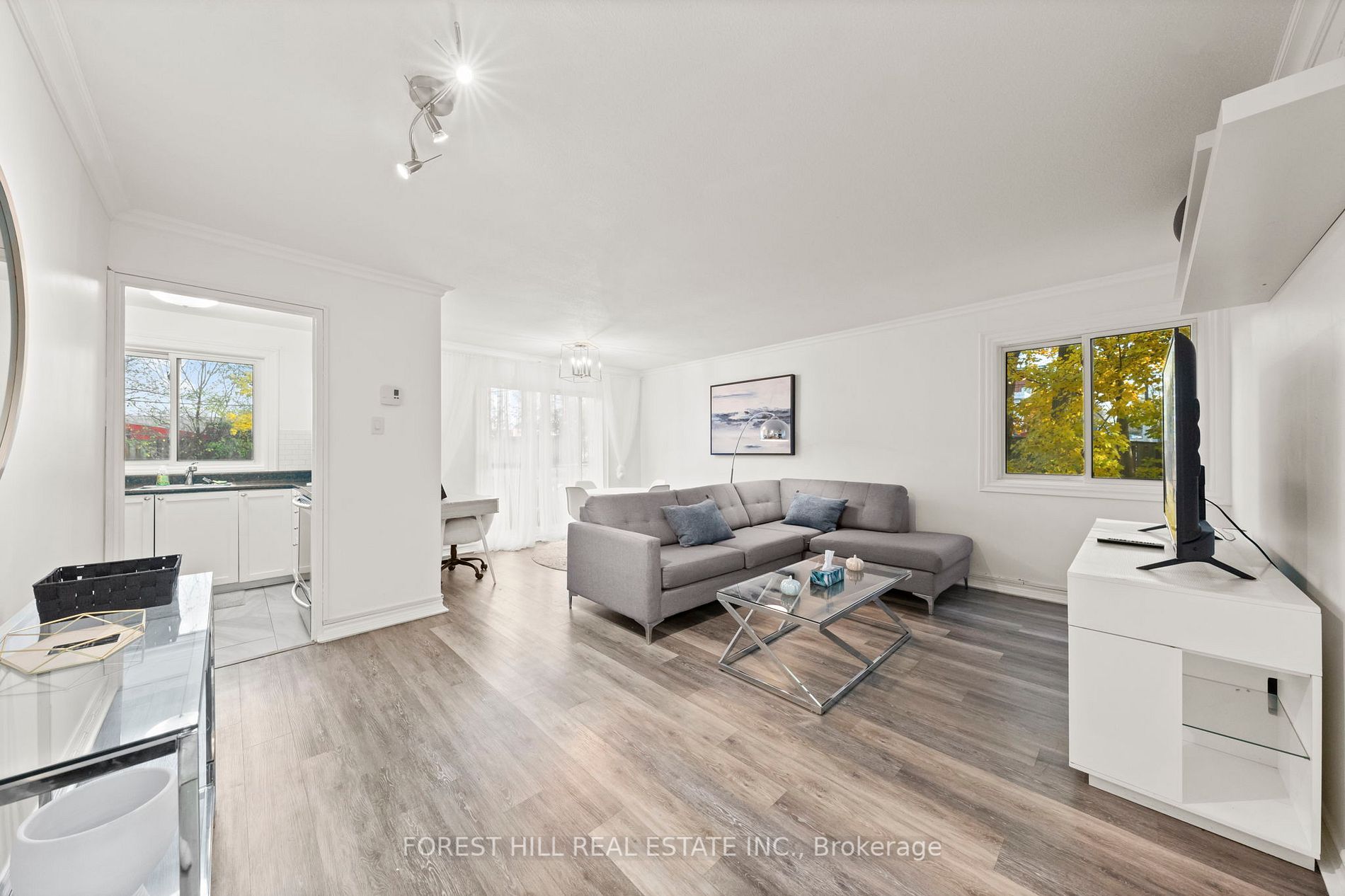21 Elizabeth St, #206