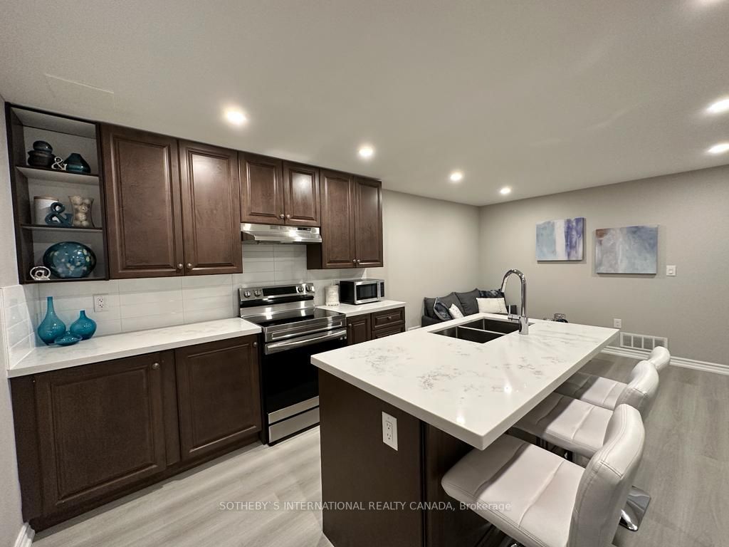 21 Larkfield Cres