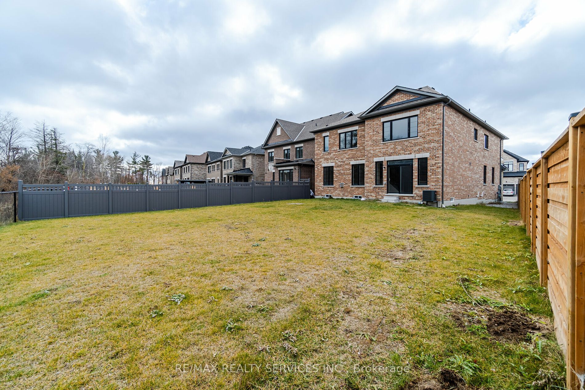 357 Mactier Dr