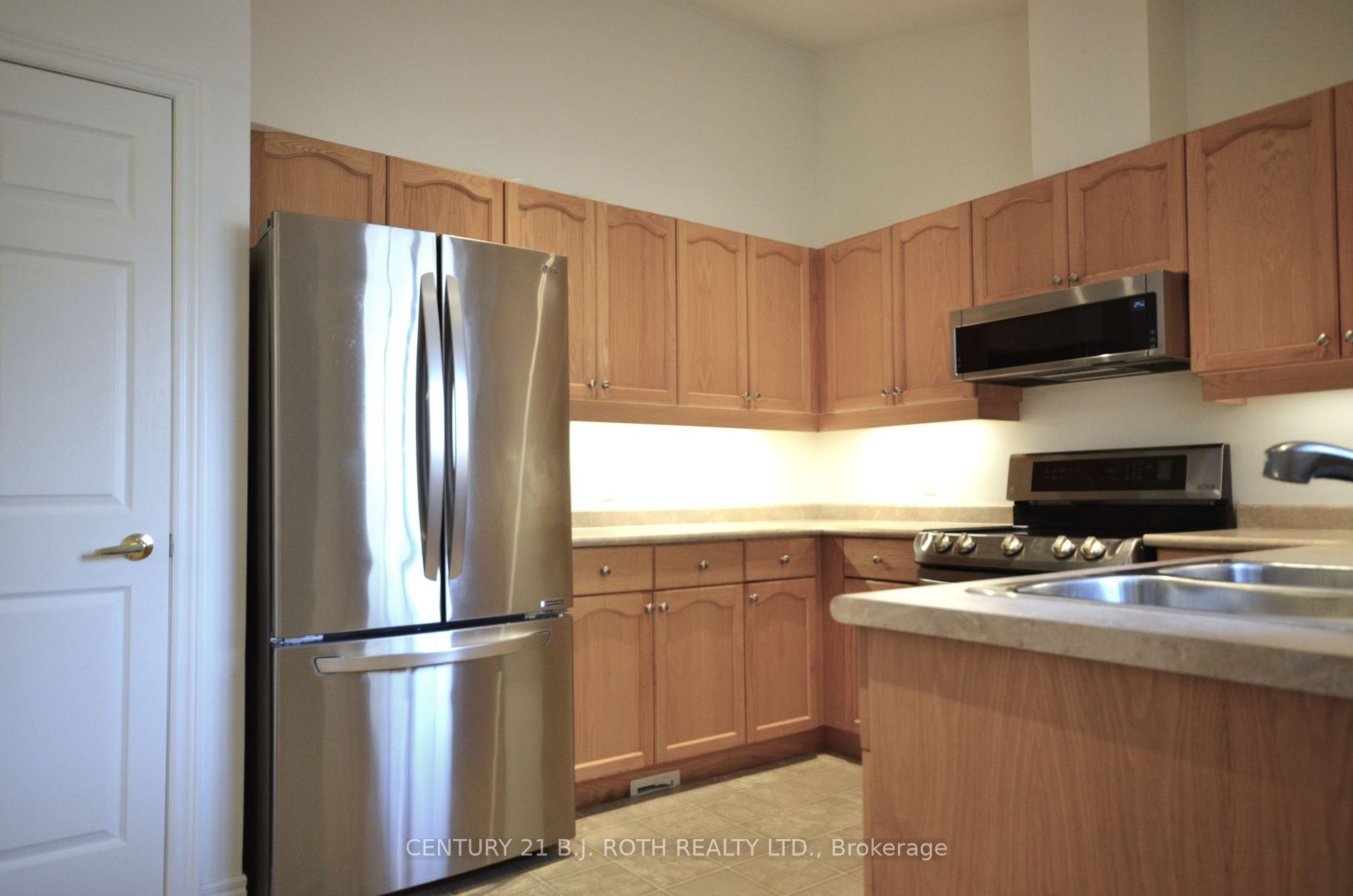 8 Cedar Crt