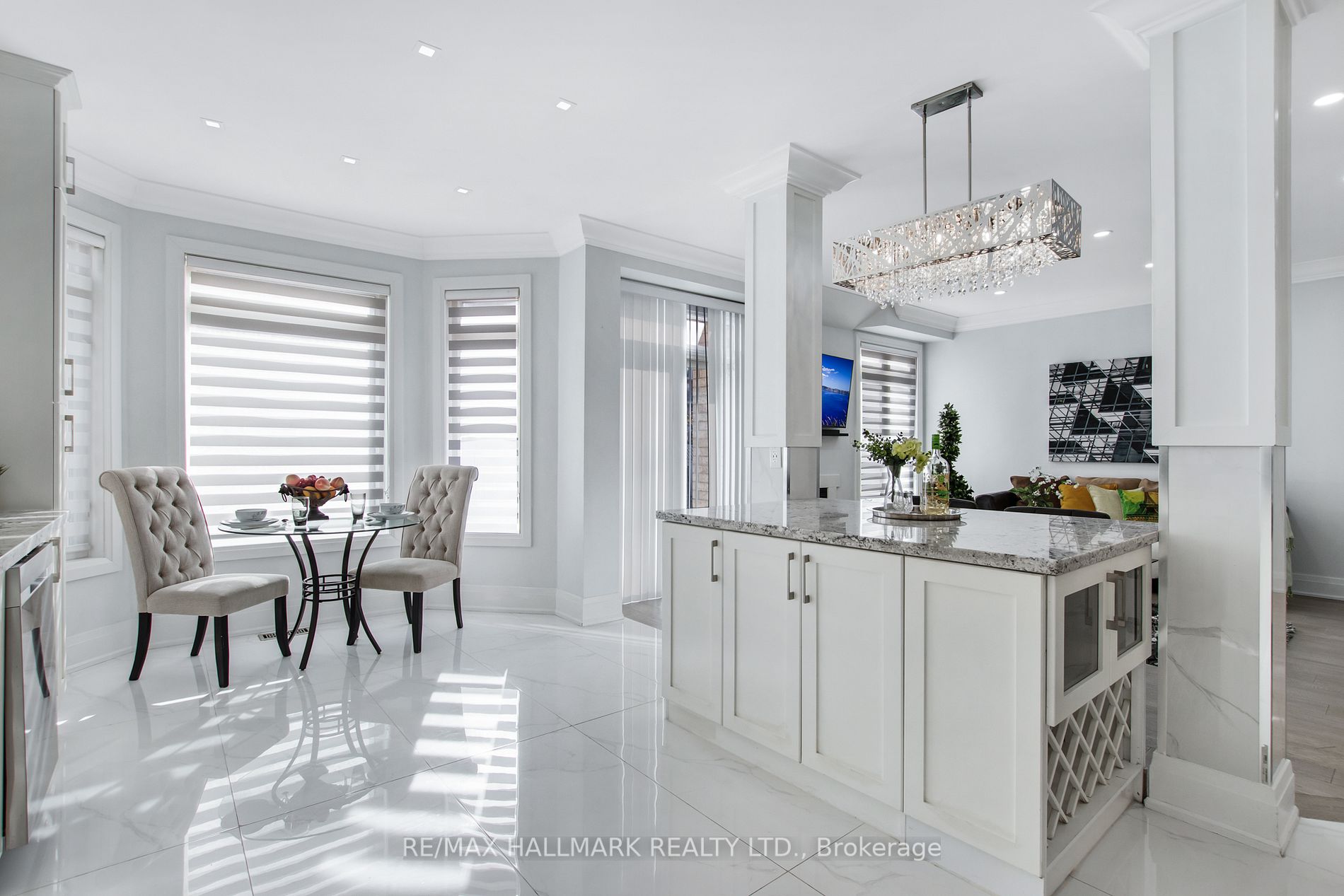 47 Amparo Dr