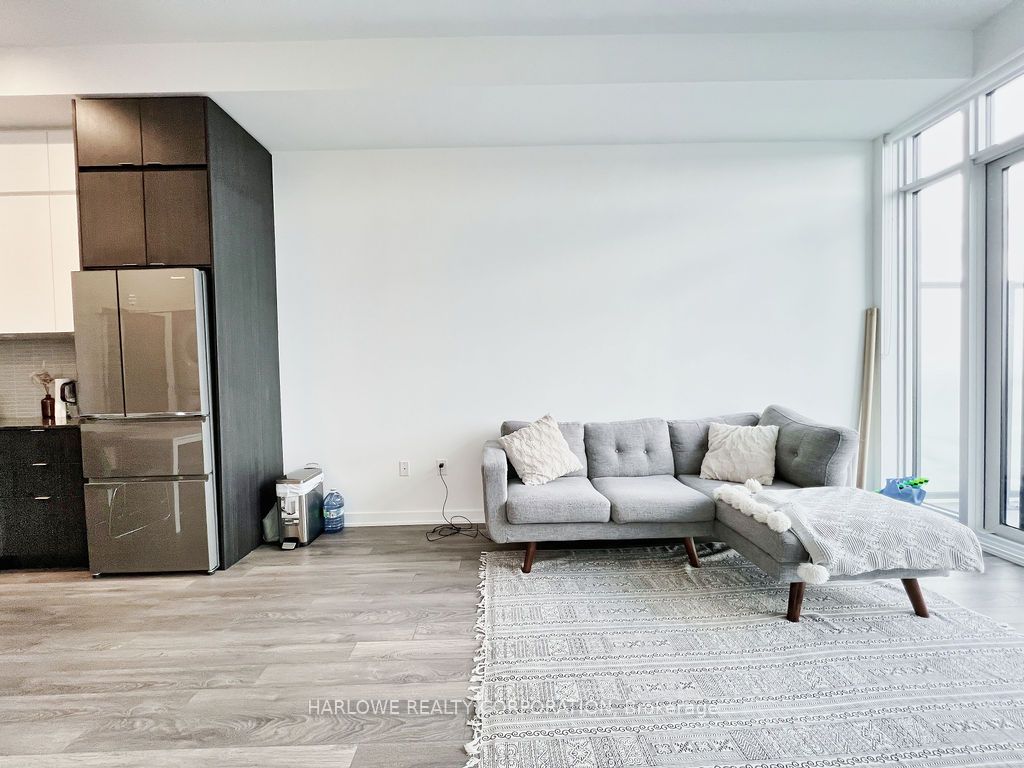 100 Eagle Rock Way, #1201