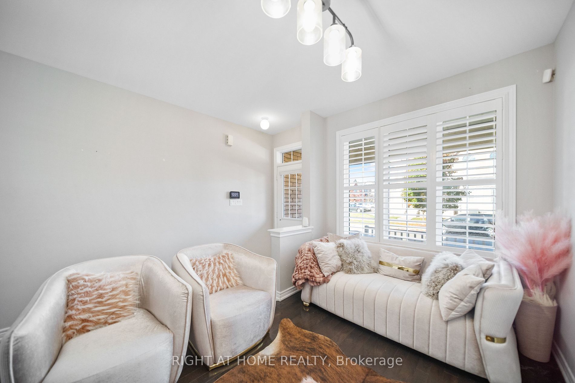 222 Kincardine St