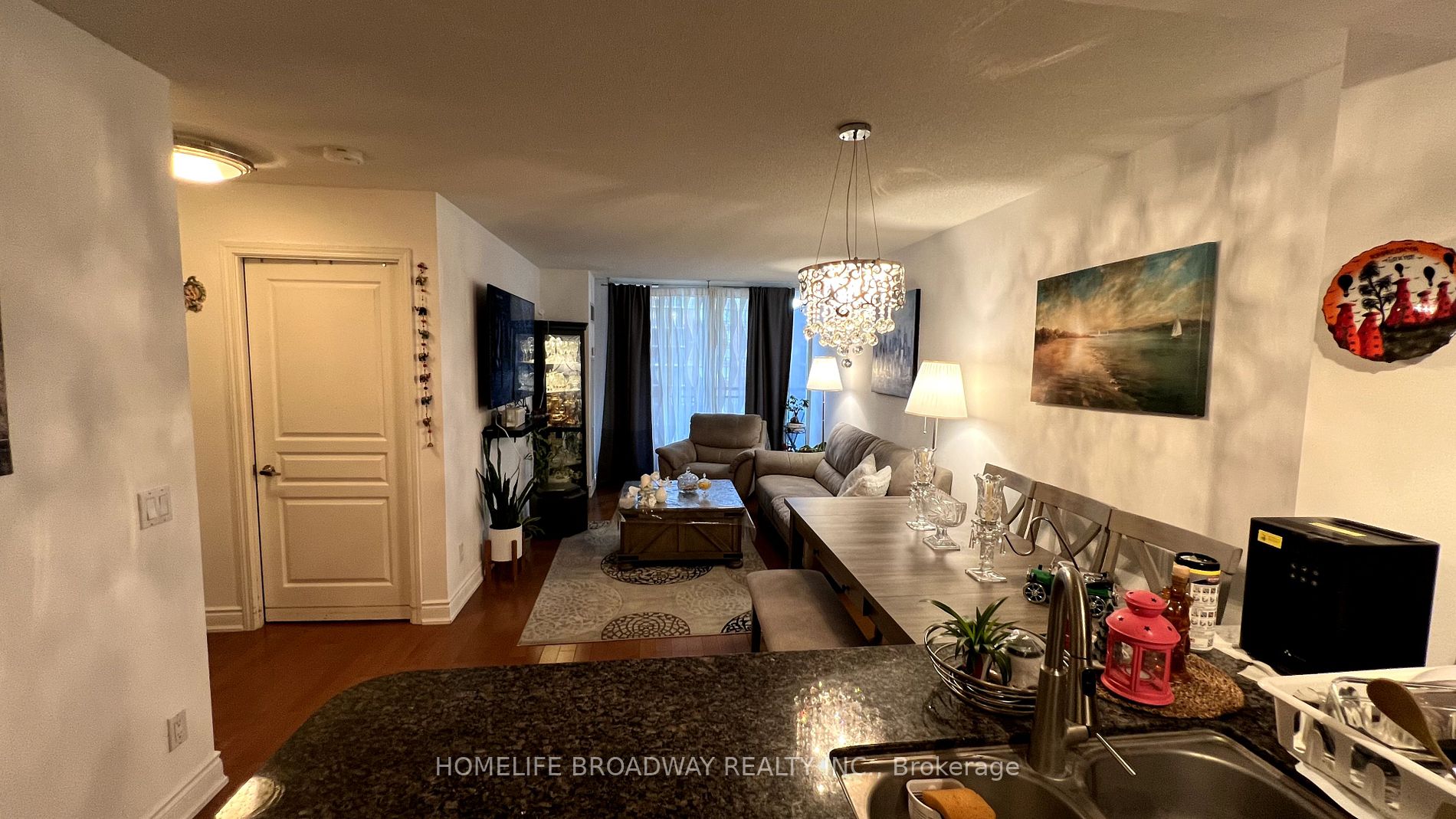 350 Red Maple Rd, #1108