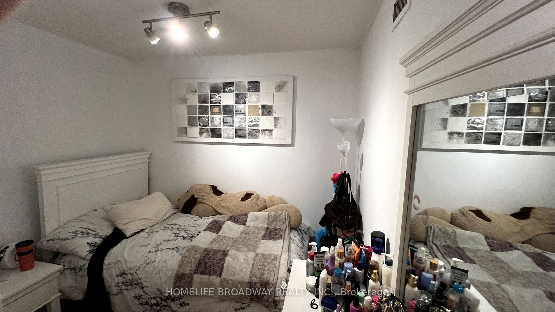350 Red Maple Rd, #1108