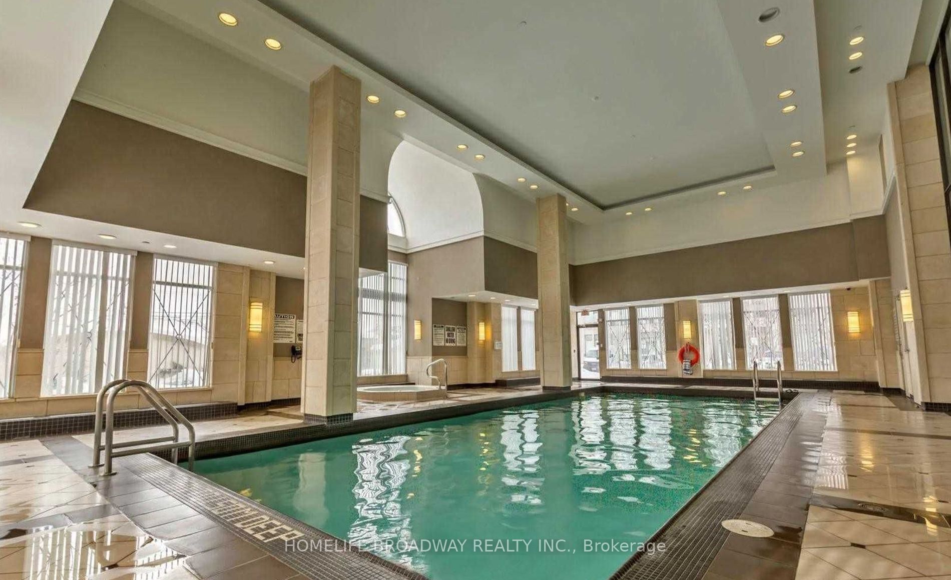 350 Red Maple Rd, #1108
