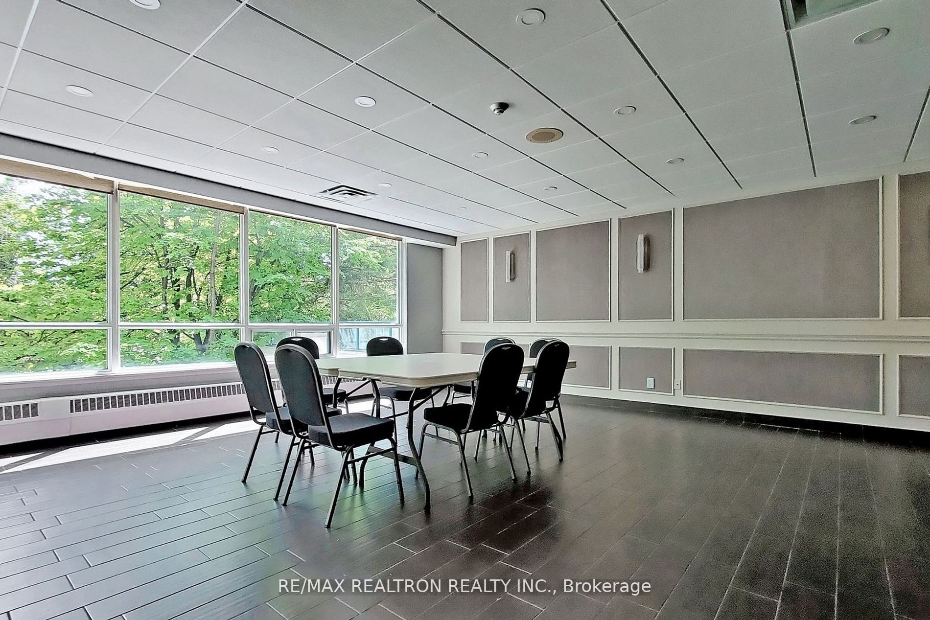 120 Promenade Circ, #609
