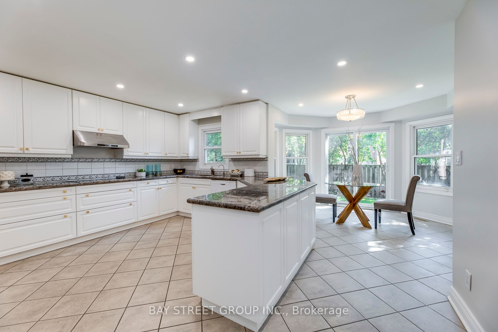201 Tansley Rd