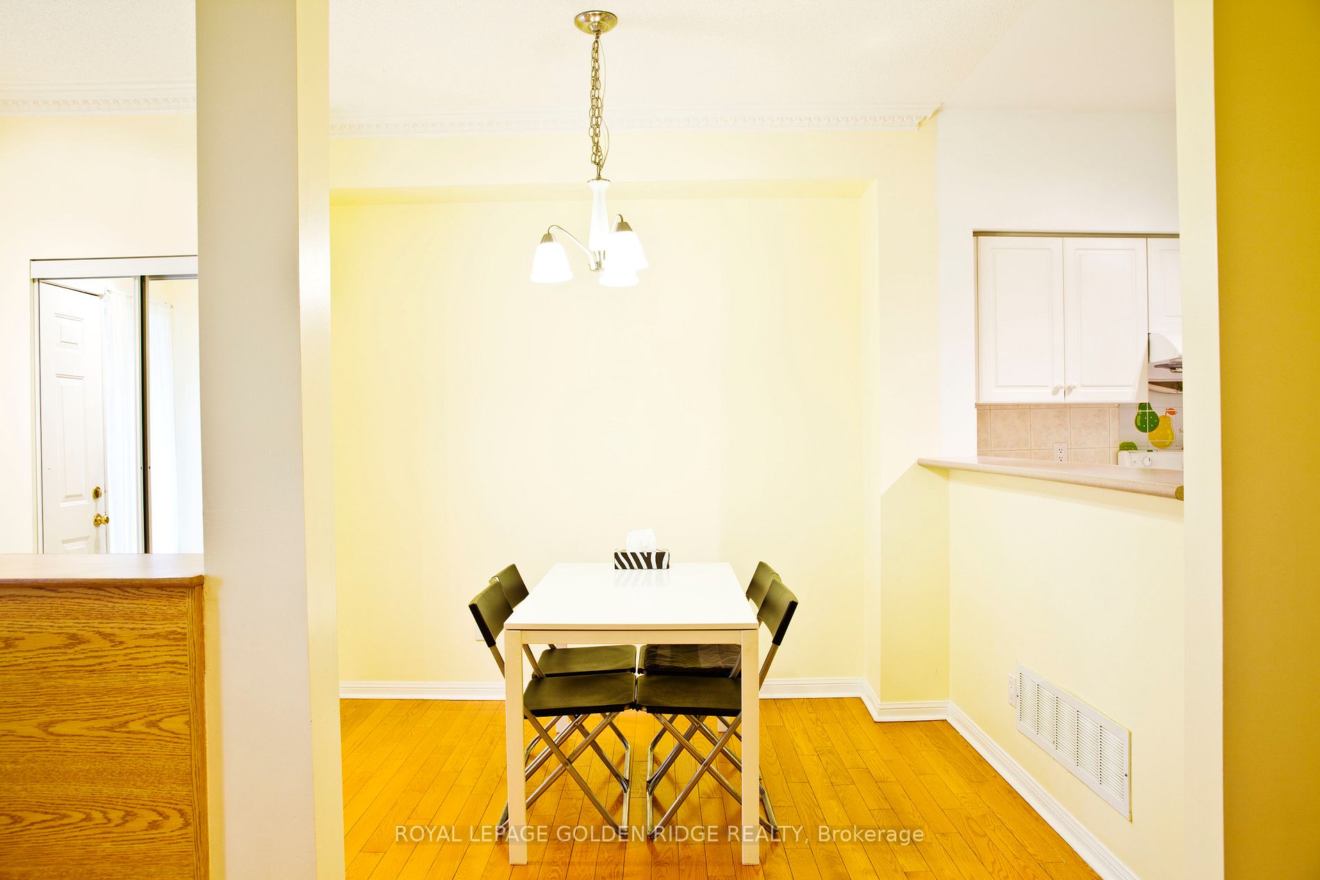 14 St. Moritz Way, #7
