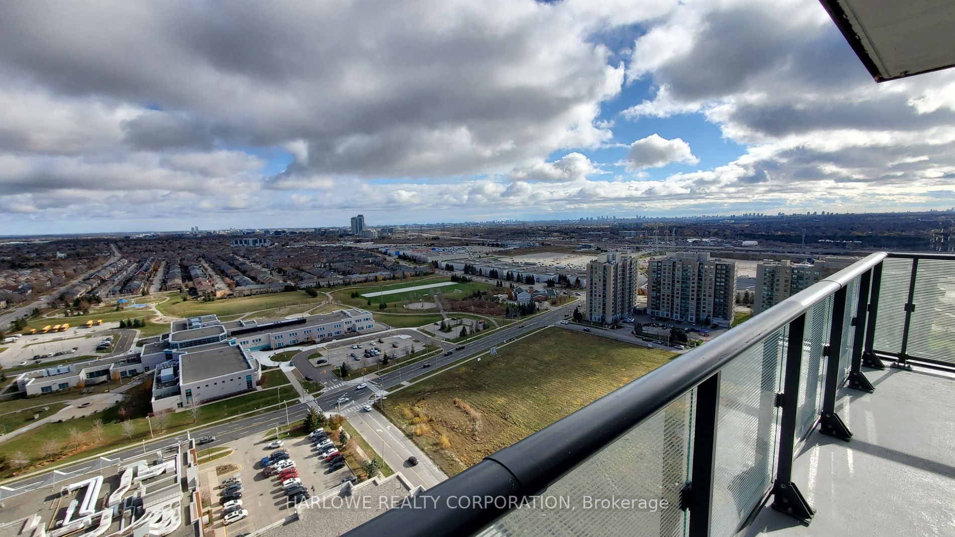 105 Oneida Cres, #2408