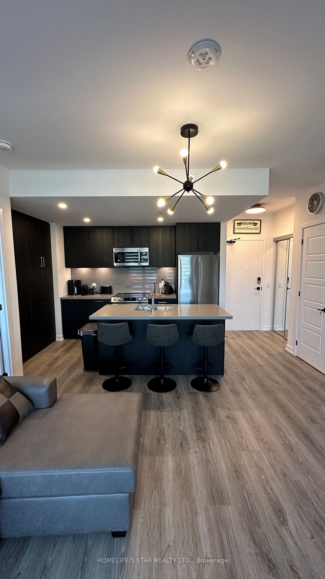 415 Sea Ray Ave, #208