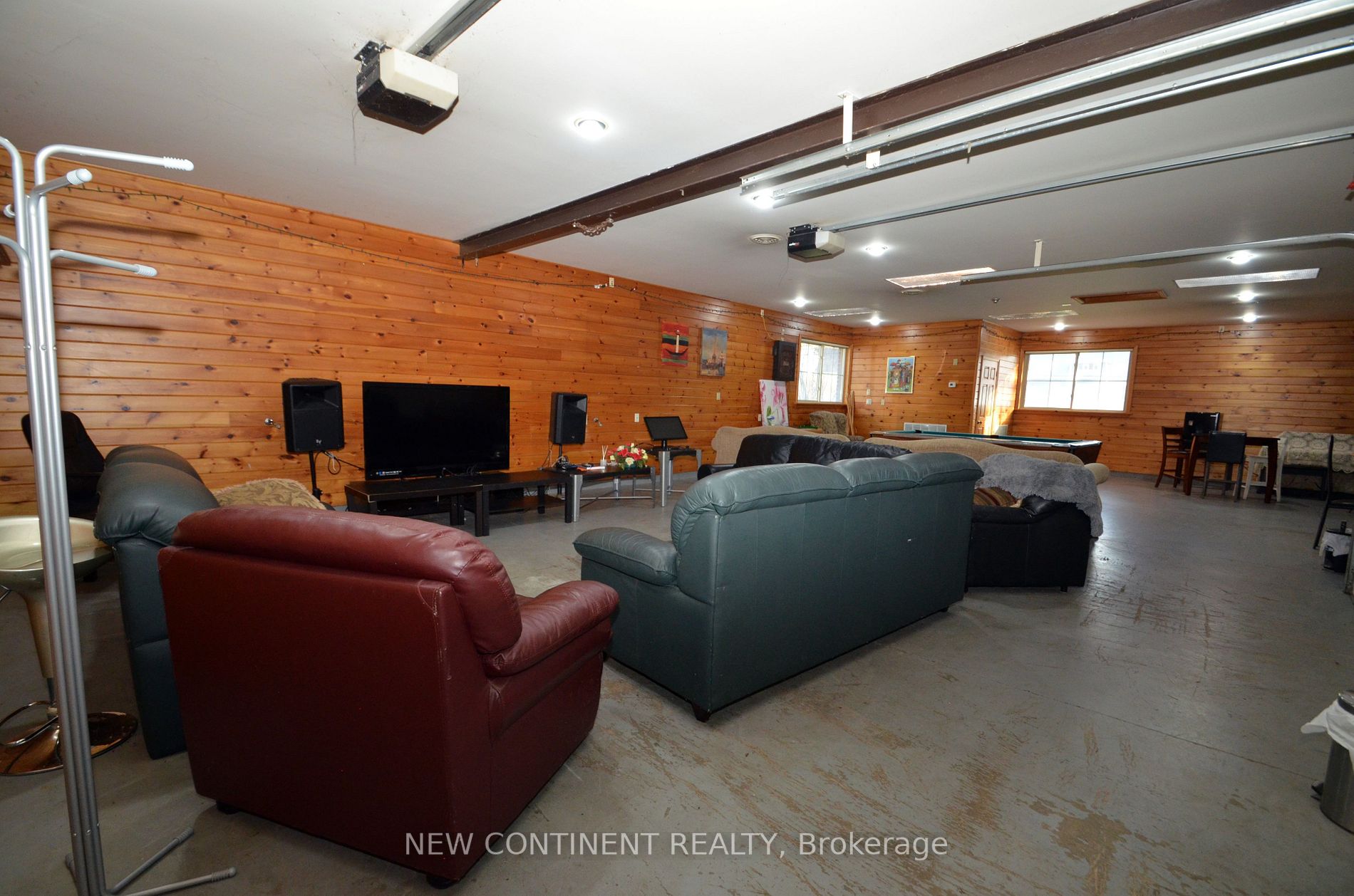352 Pefferlaw Rd