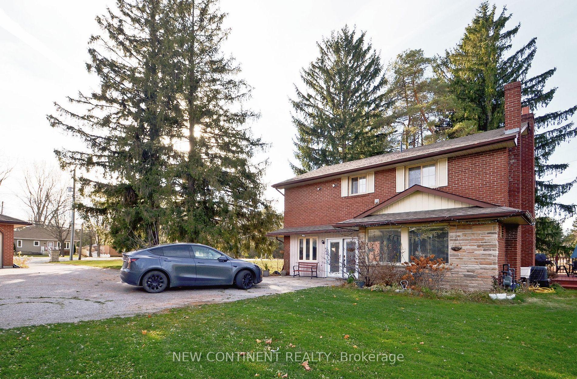 352 Pefferlaw Rd