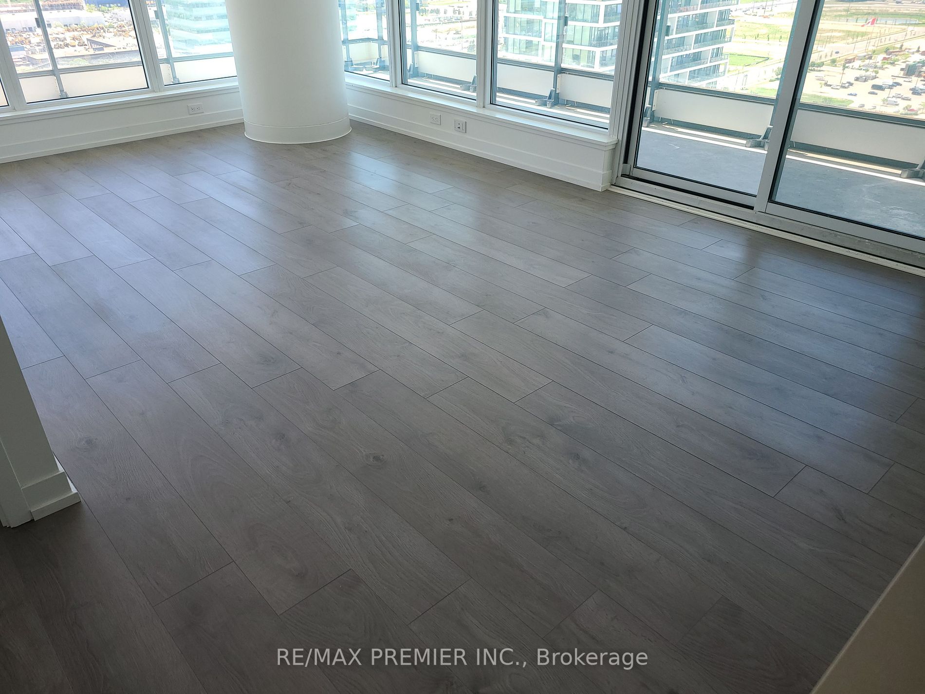 950 Portage Pkwy, #2809