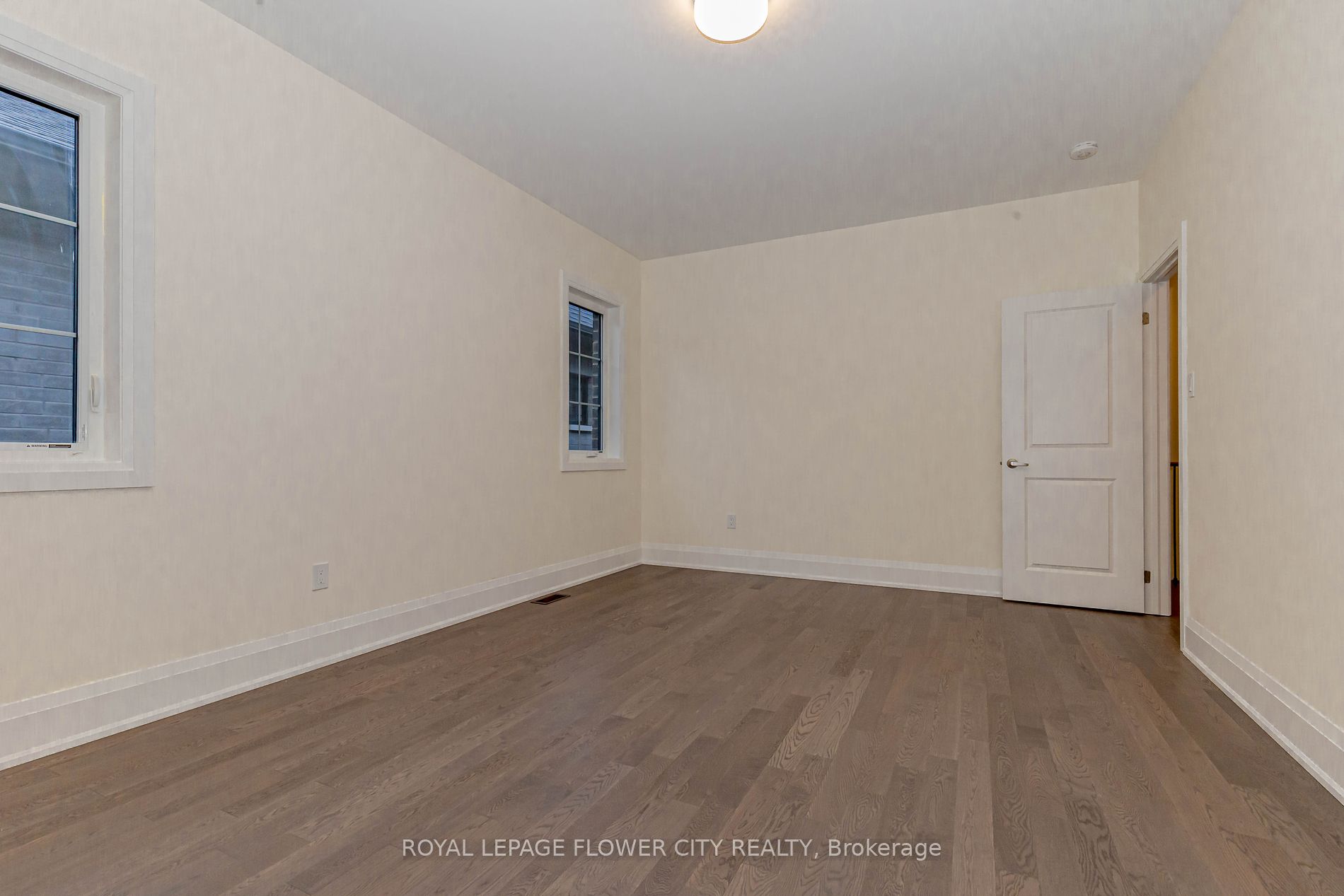 518 Kleinburg Summit Way