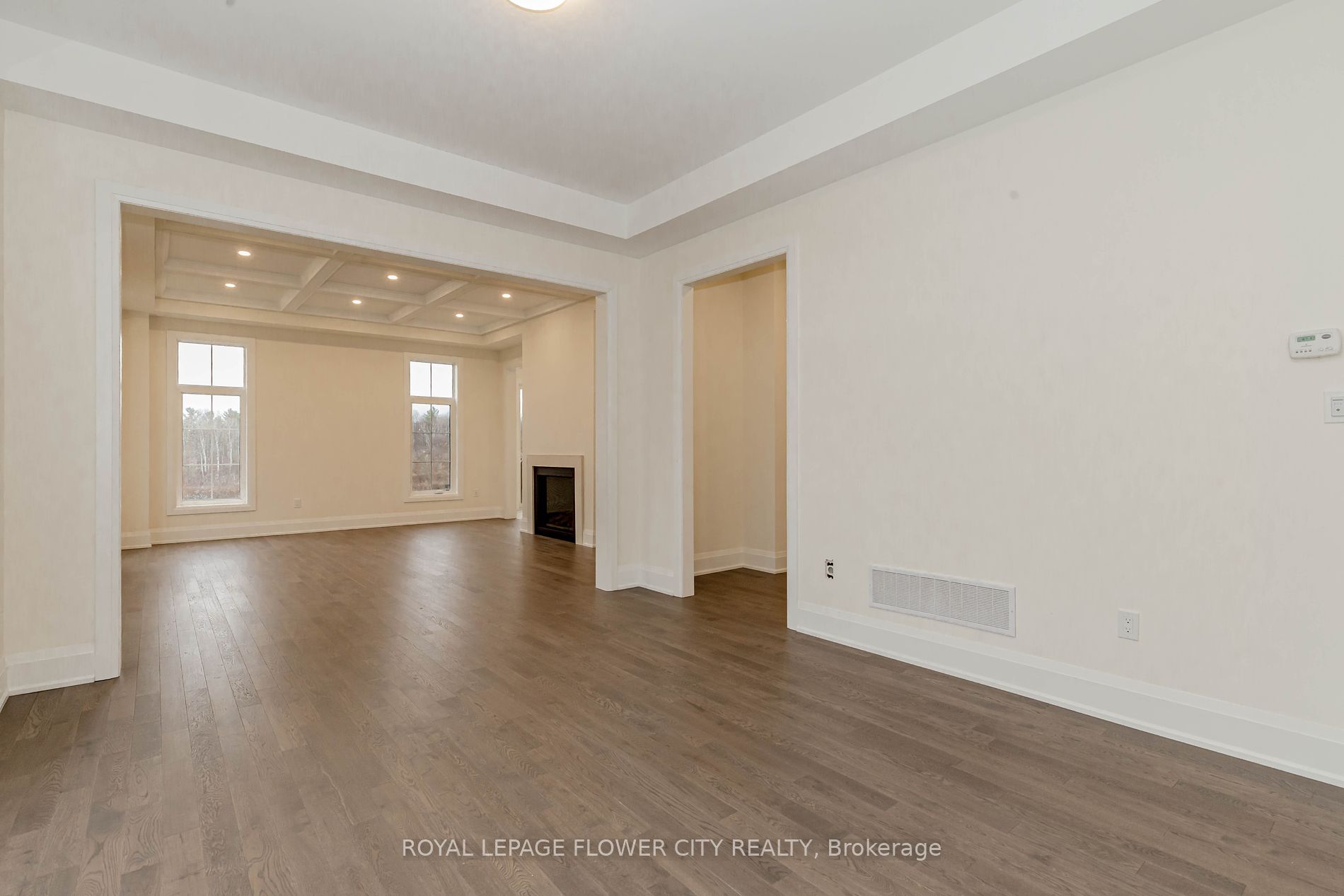 518 Kleinburg Summit Way