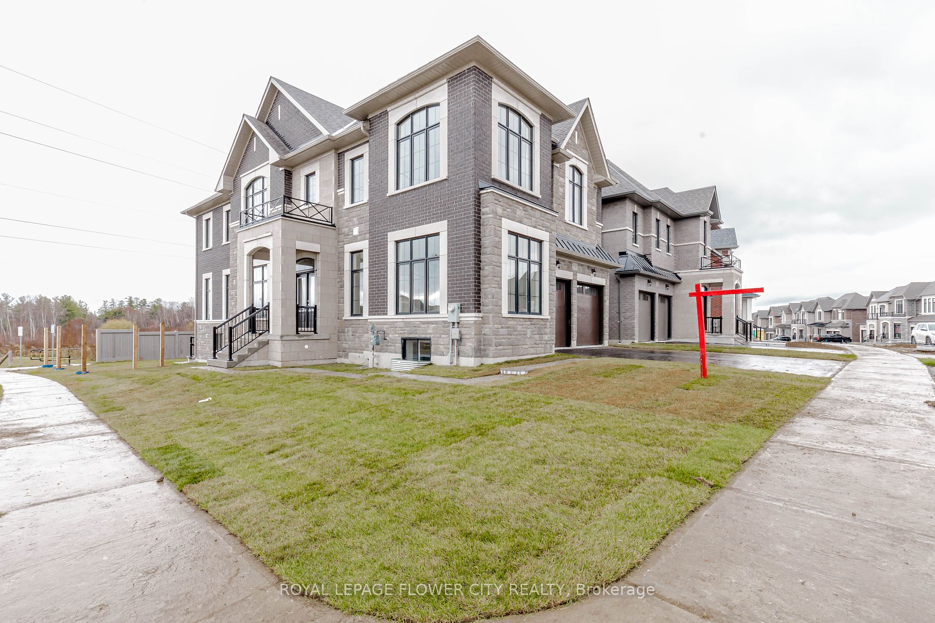 518 Kleinburg Summit Way