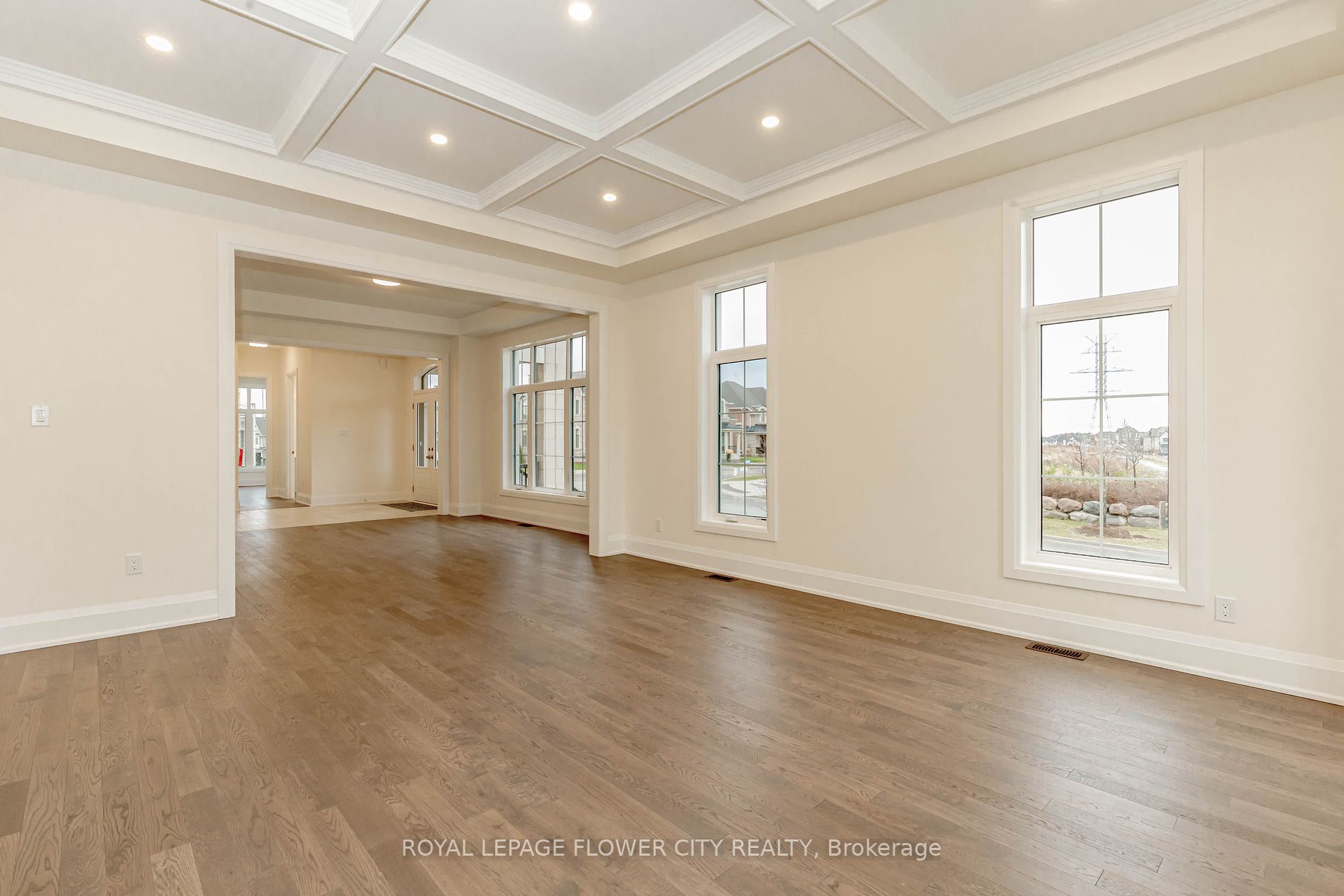 518 Kleinburg Summit Way