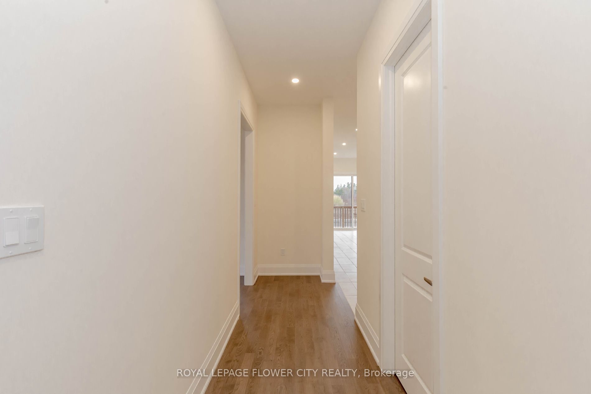 518 Kleinburg Summit Way
