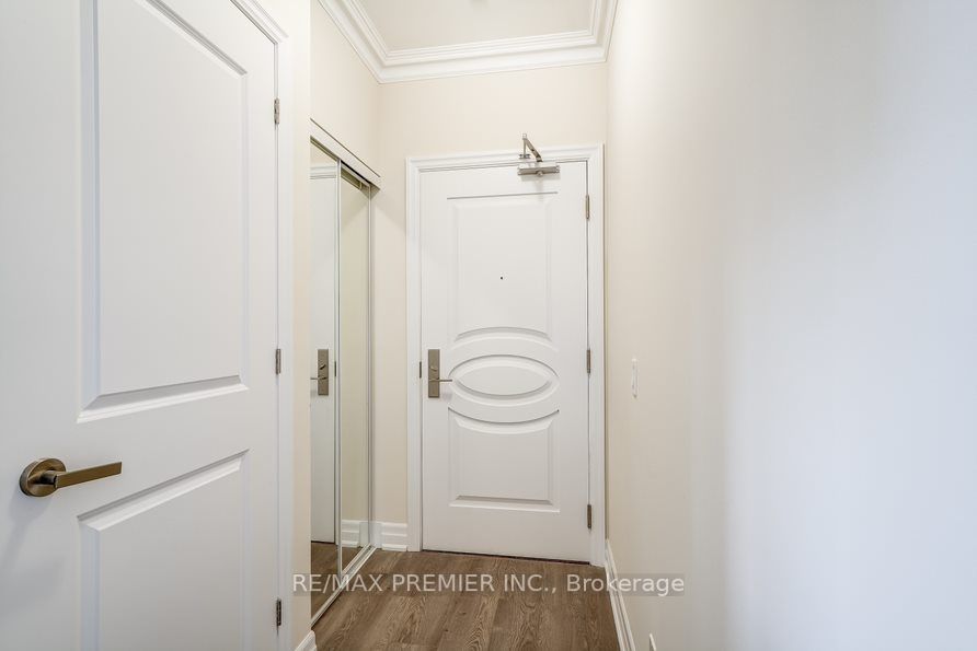 9085 Jane St, #1009