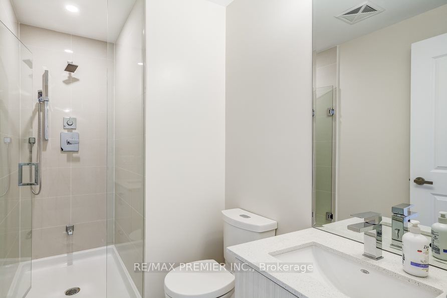9085 Jane St, #1009