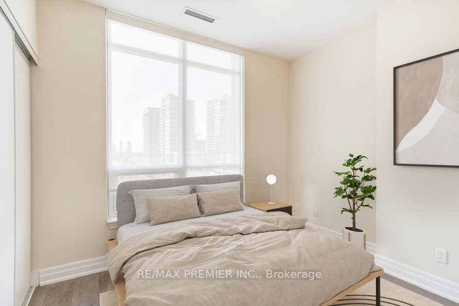 9085 Jane St, #1009