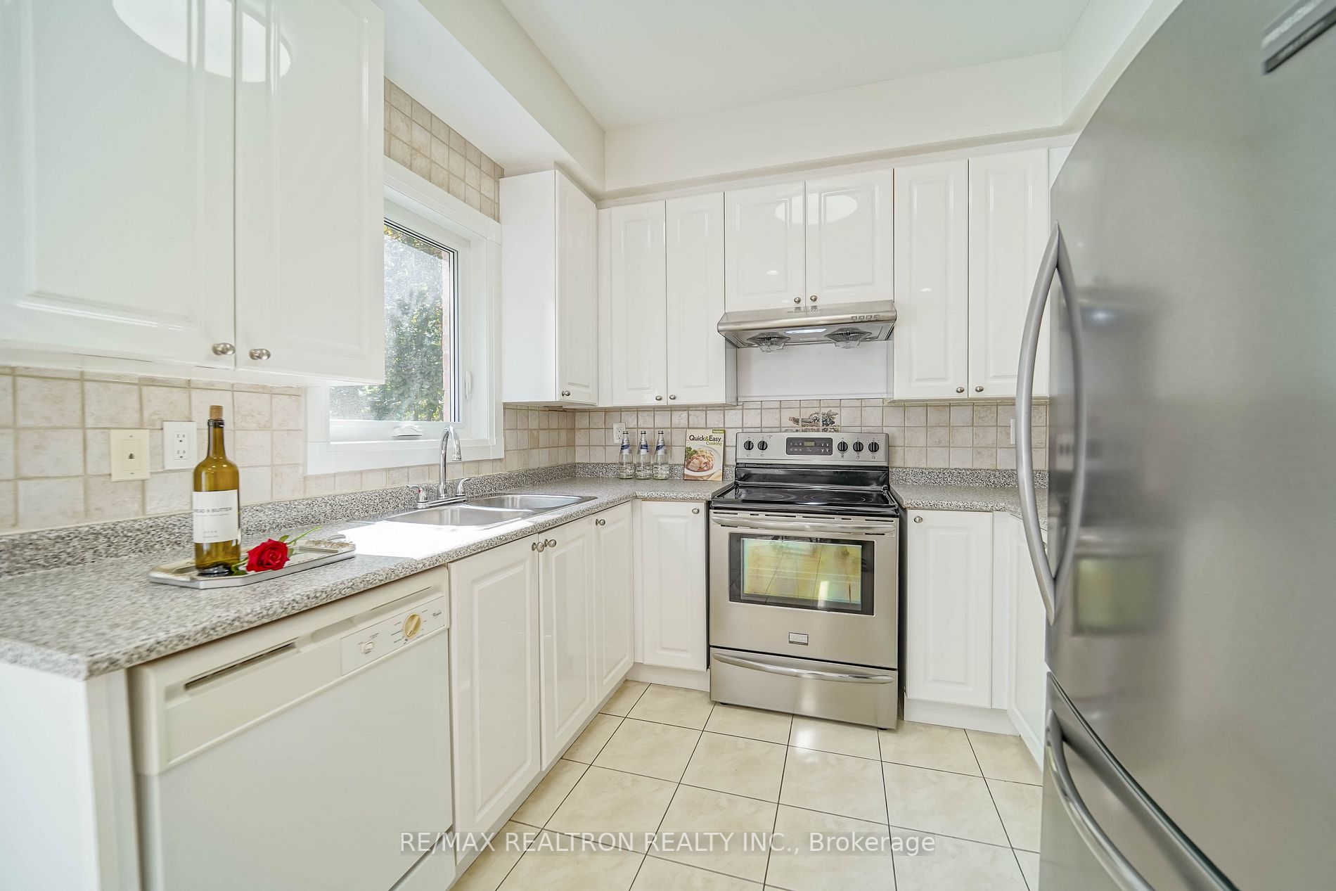 87 Worthington Ave