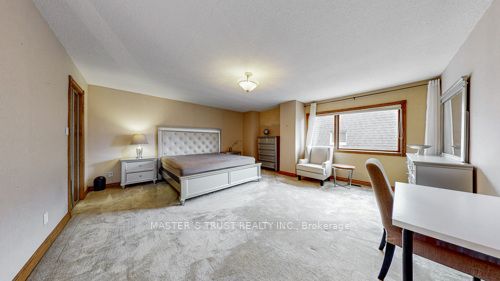 45 Briarwood Rd W