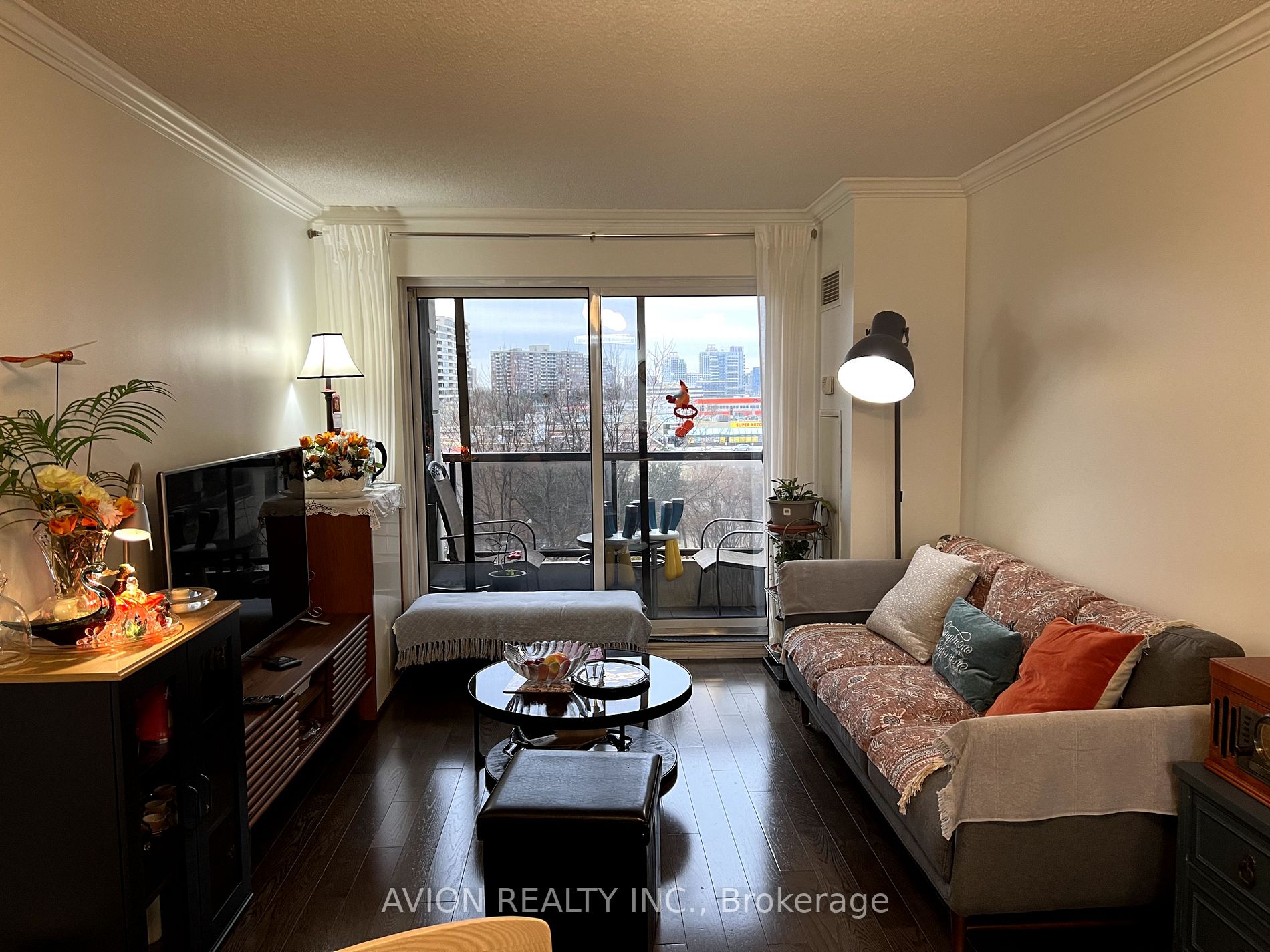 18 Harding Blvd S, #412