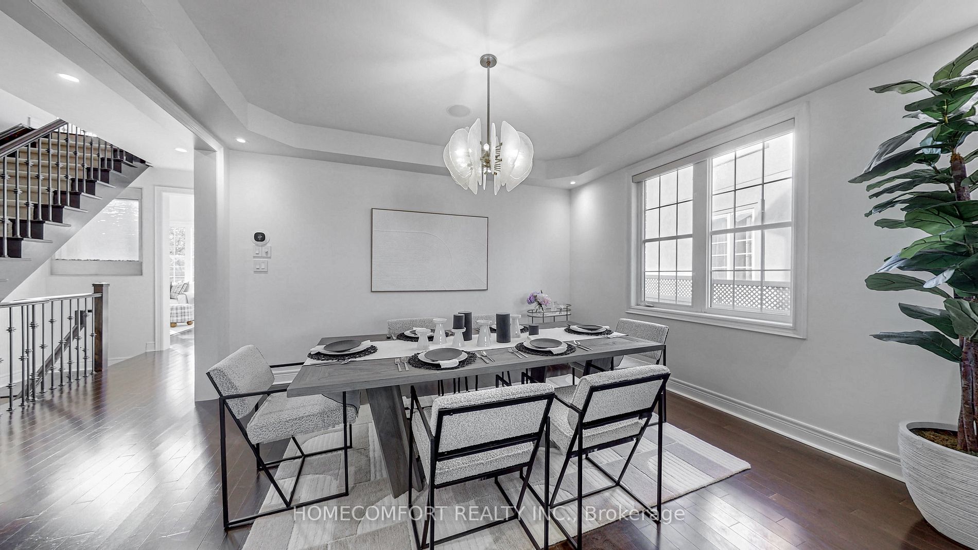 40 Gladue St