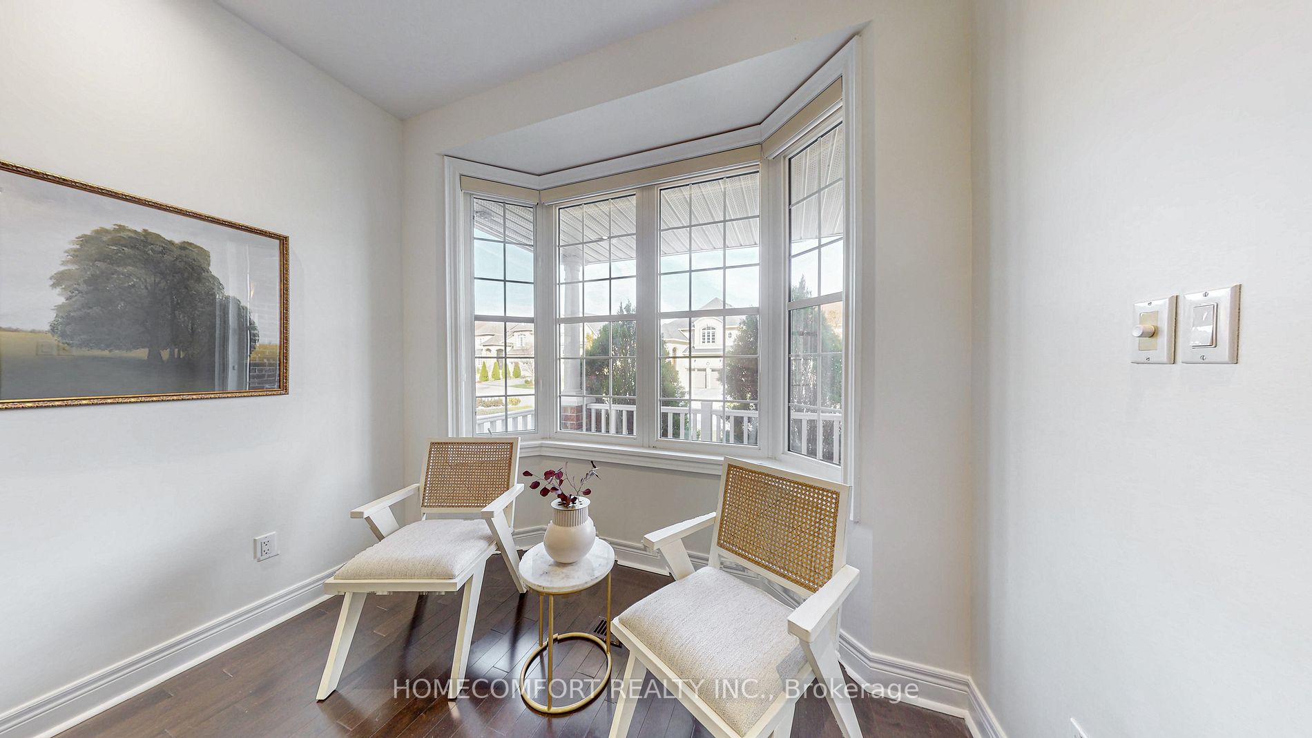 40 Gladue St