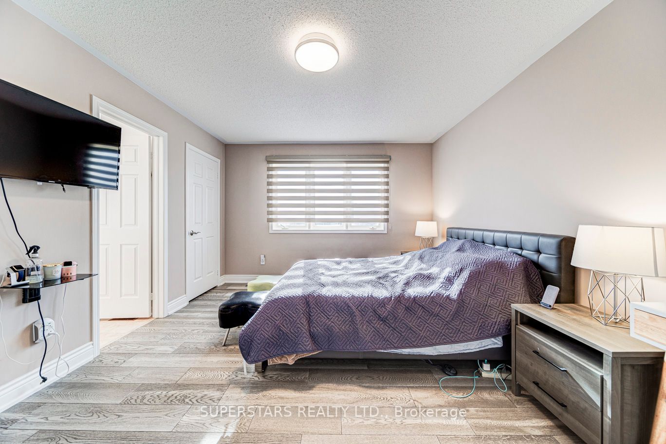 121 Majestic Dr