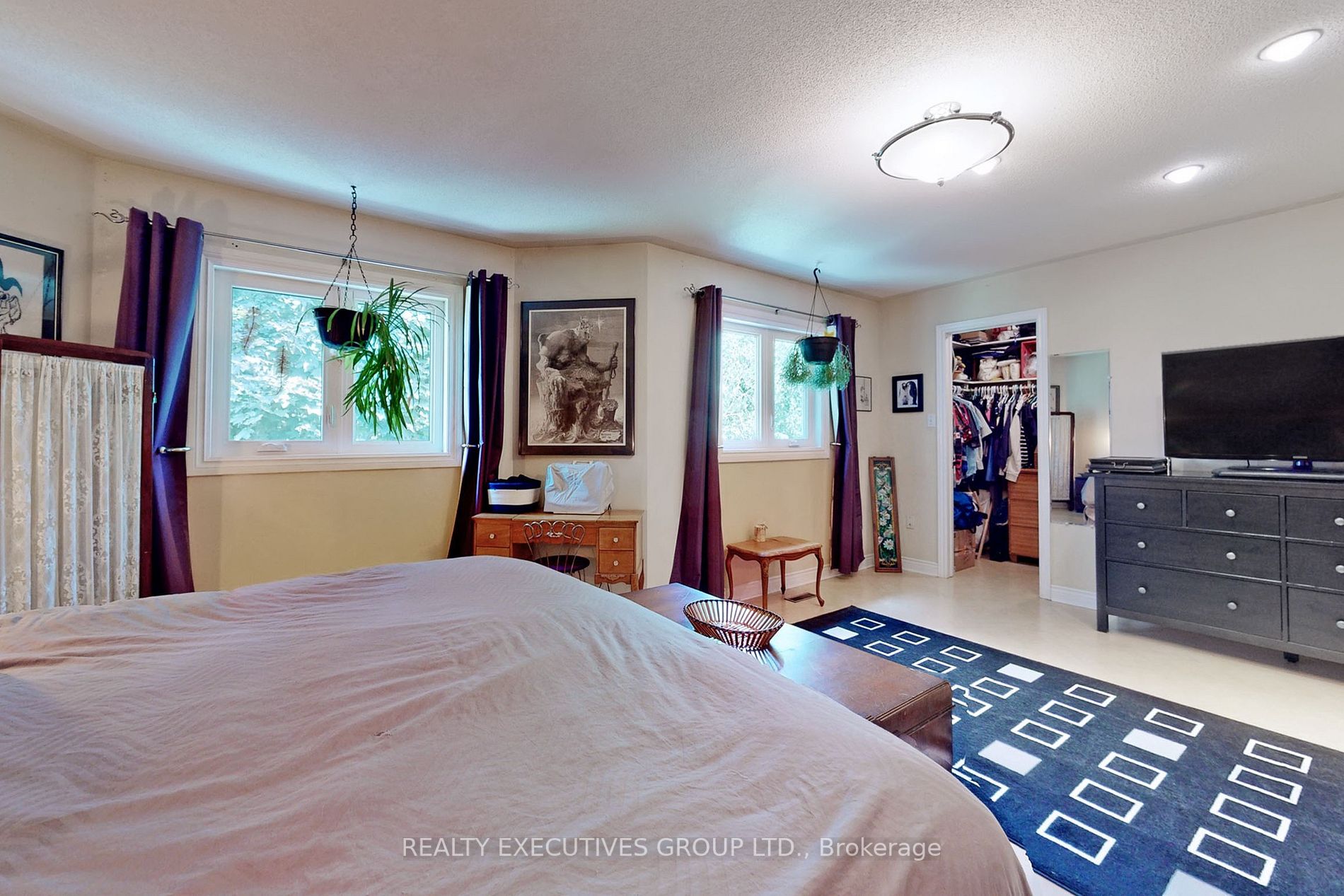 110 Hammerstone Cres