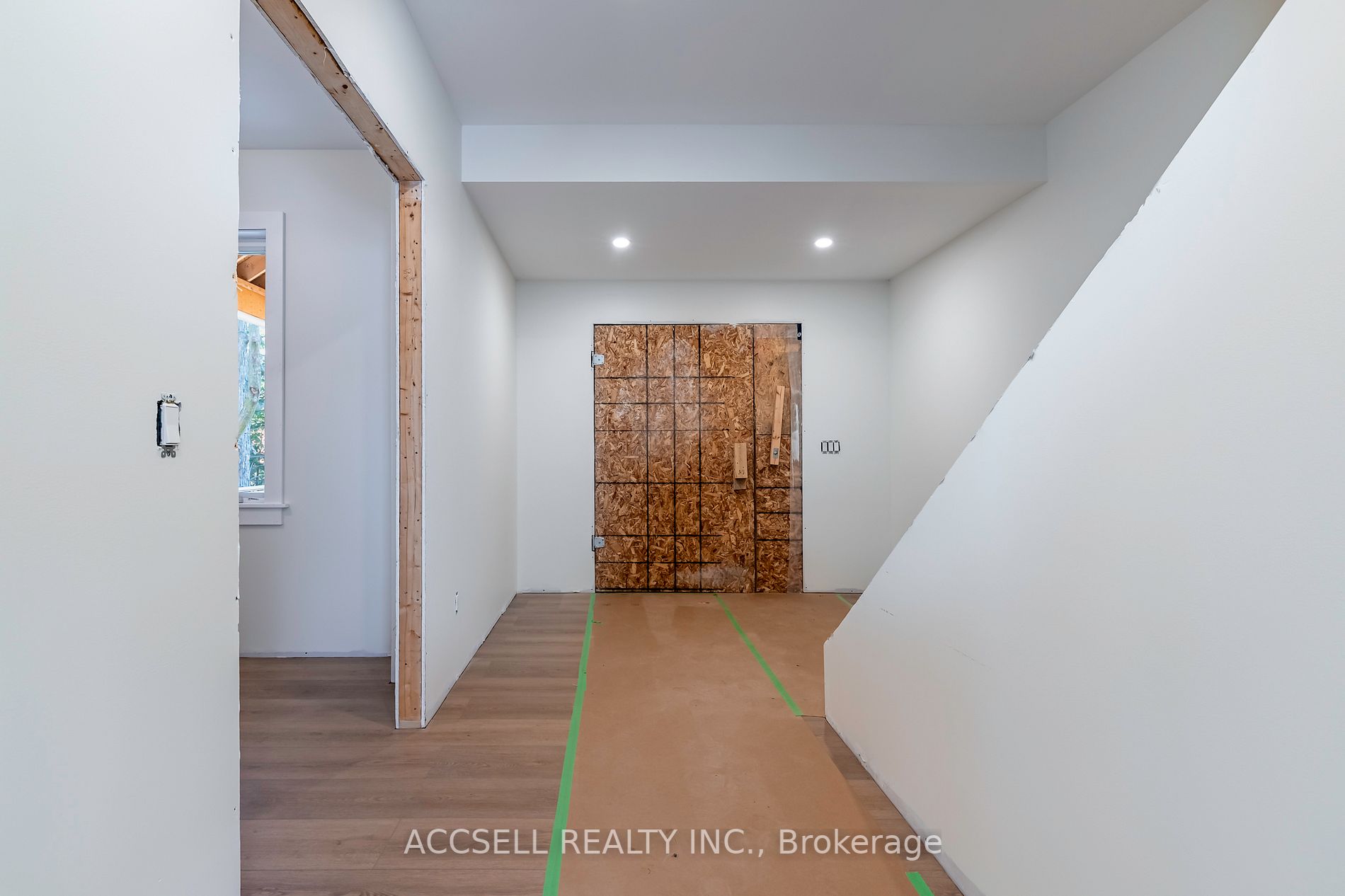 21A Wellington St