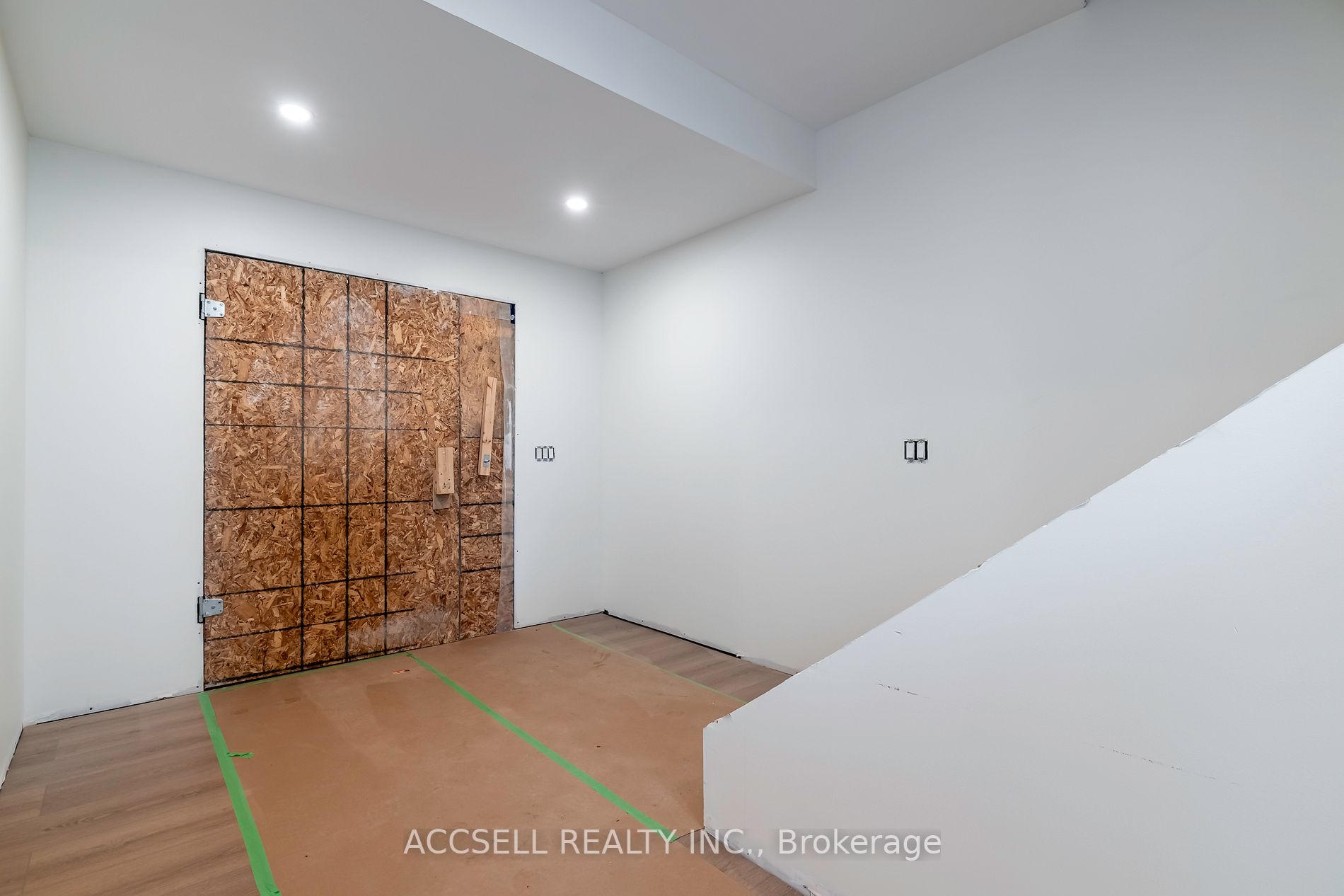 21A Wellington St