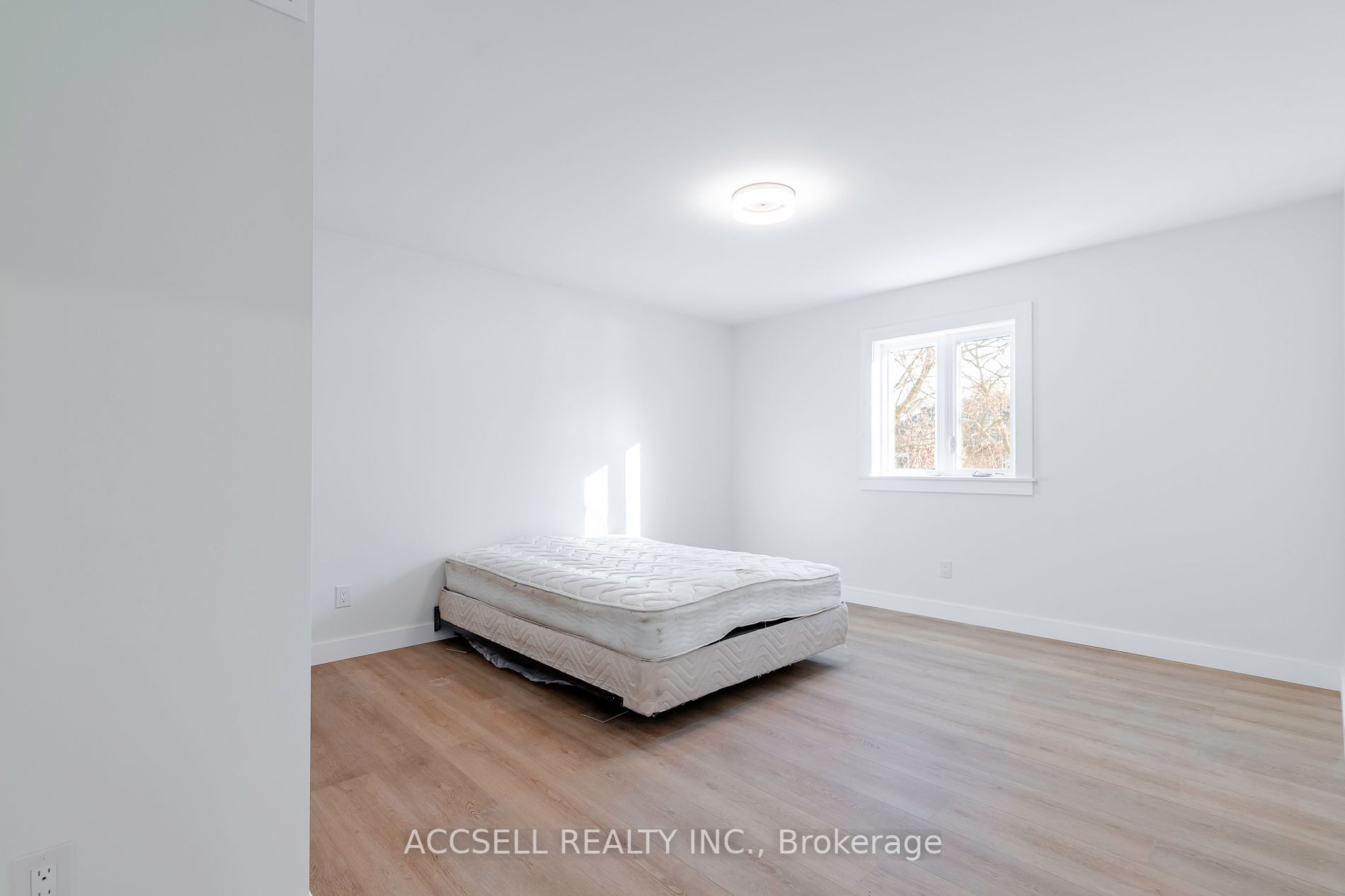 21A Wellington St