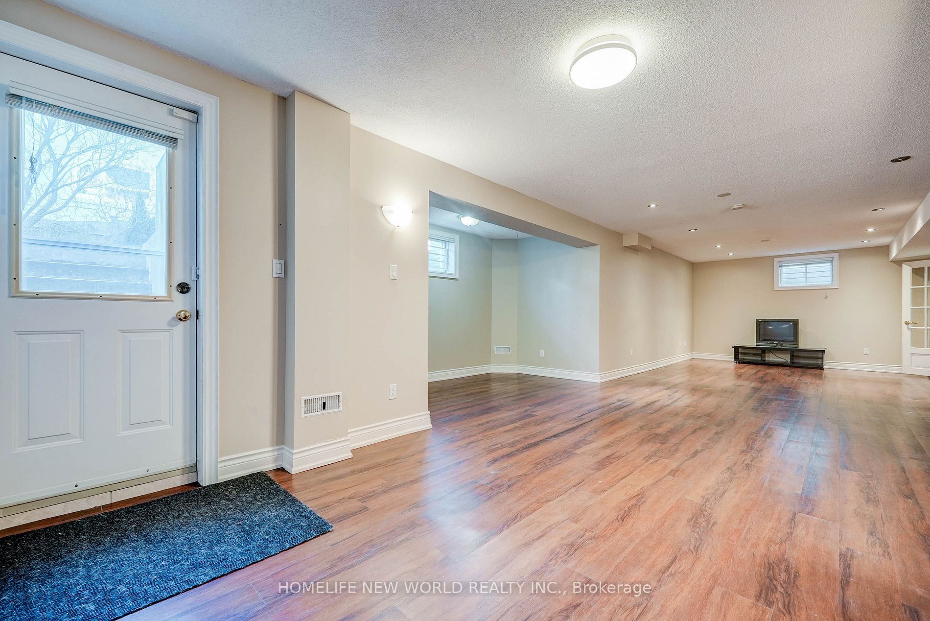49 Farnham Dr, #Bsmt