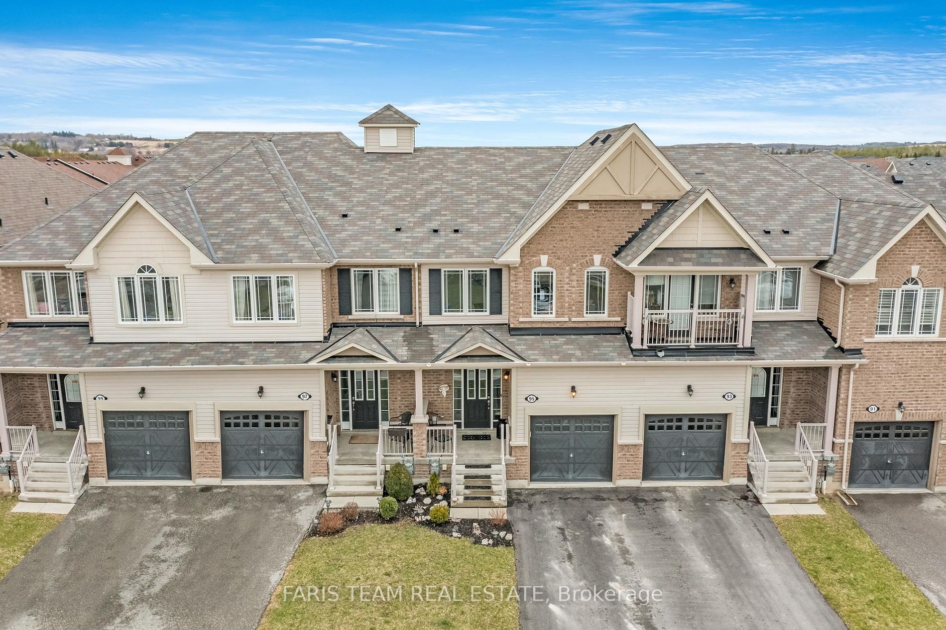 95 Sydie Lane