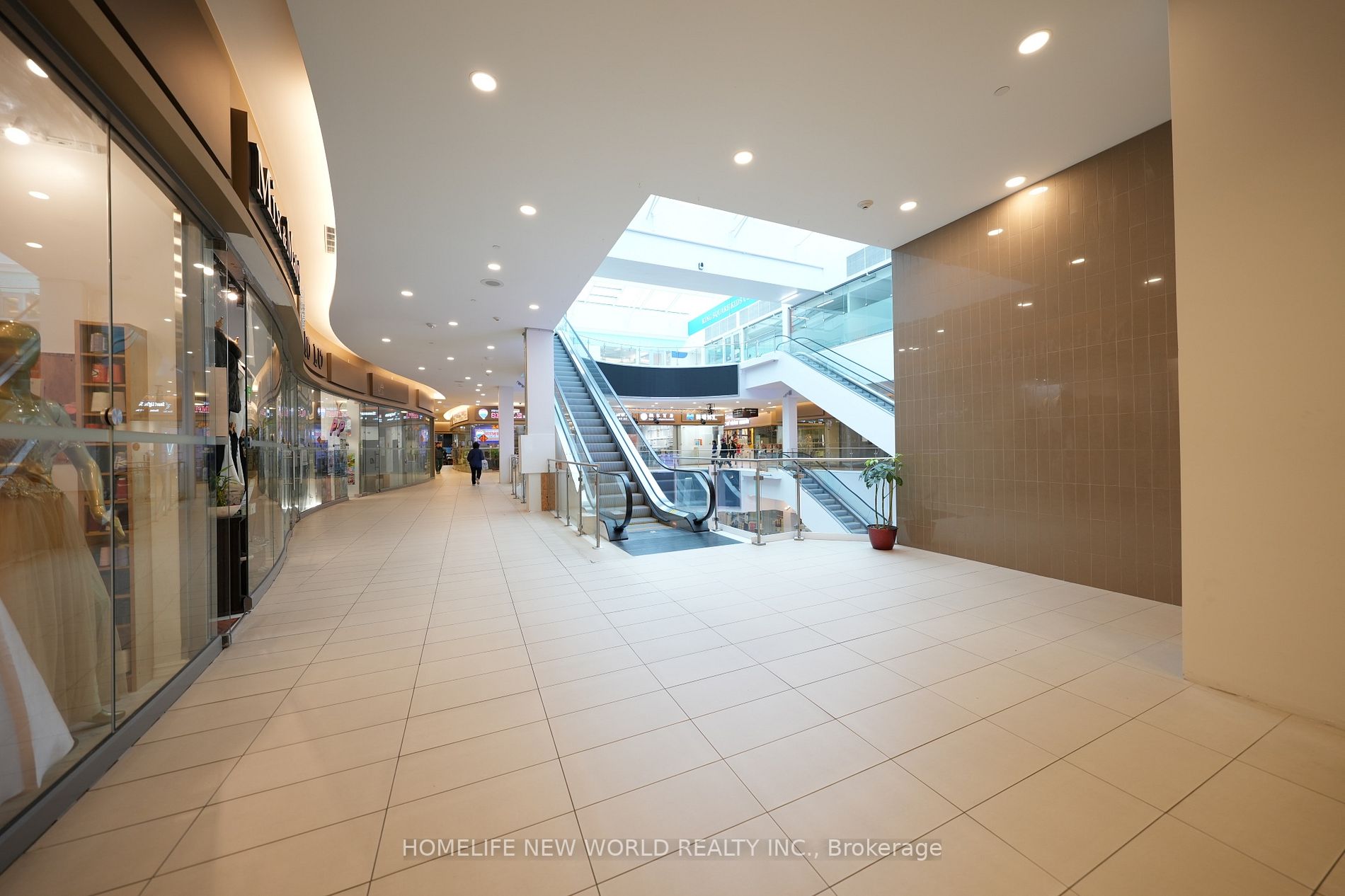 9390 Woodbine Ave, #2C20