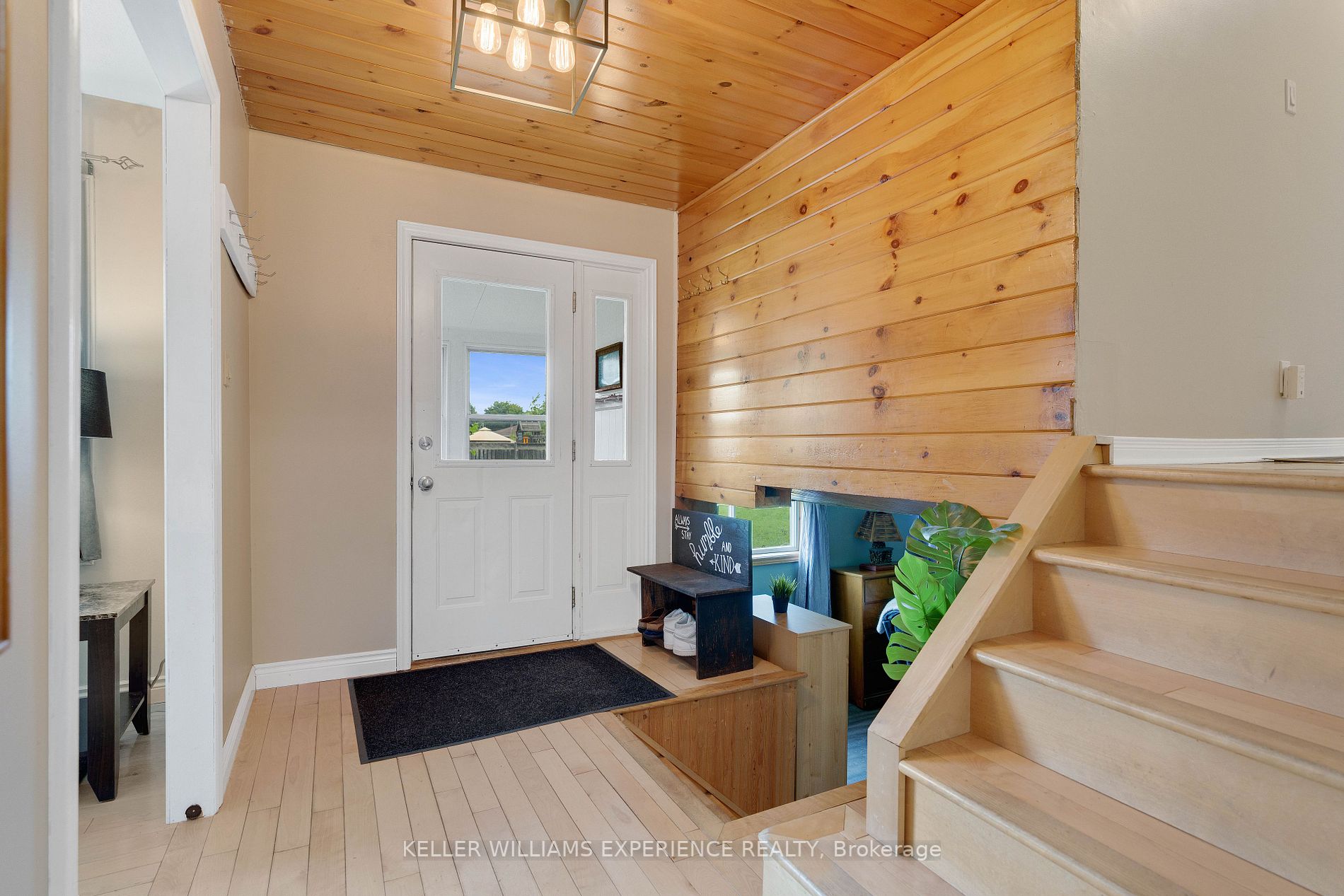 13 Ashburton Cres
