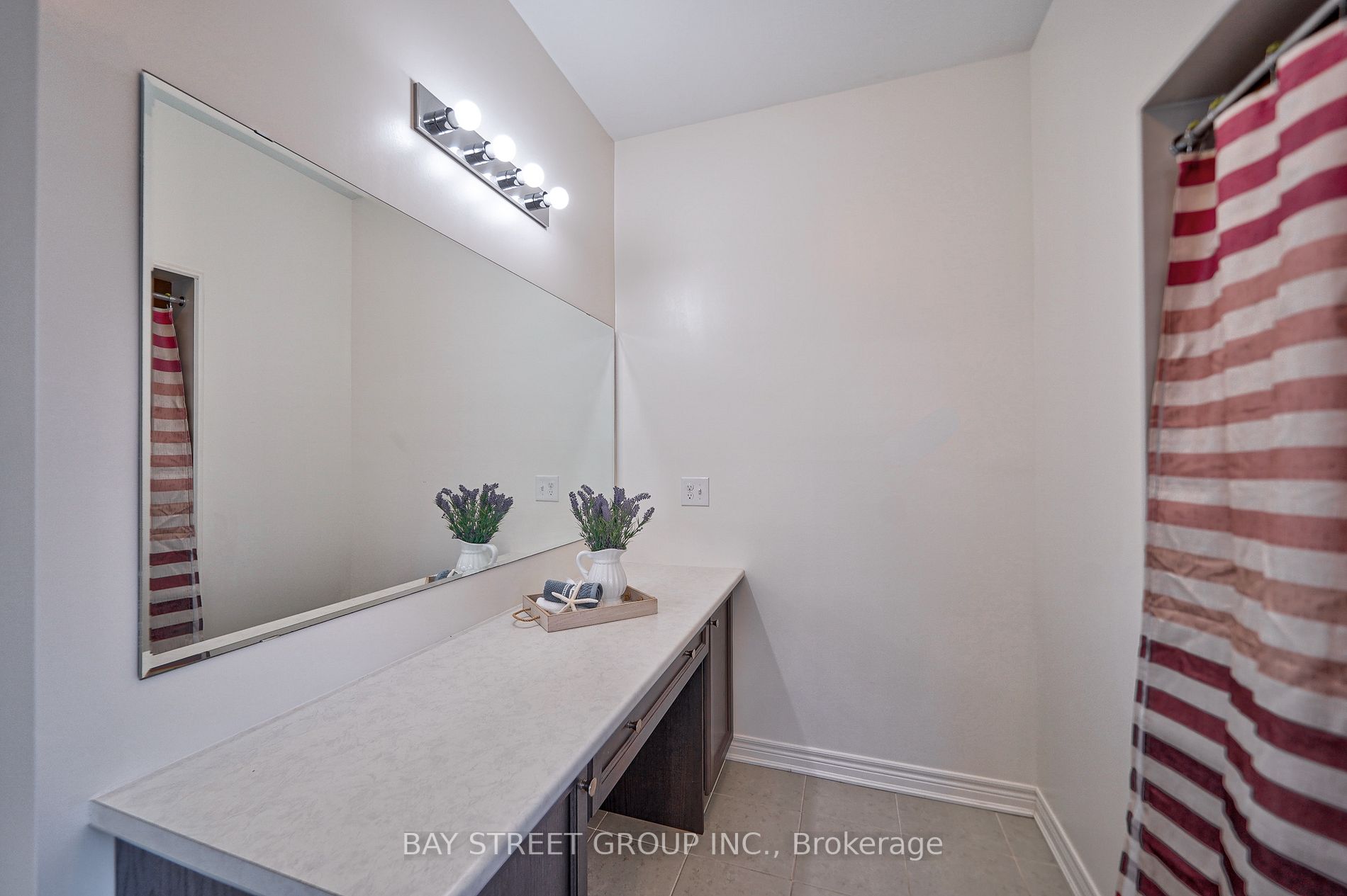 25 John Weddell Ave