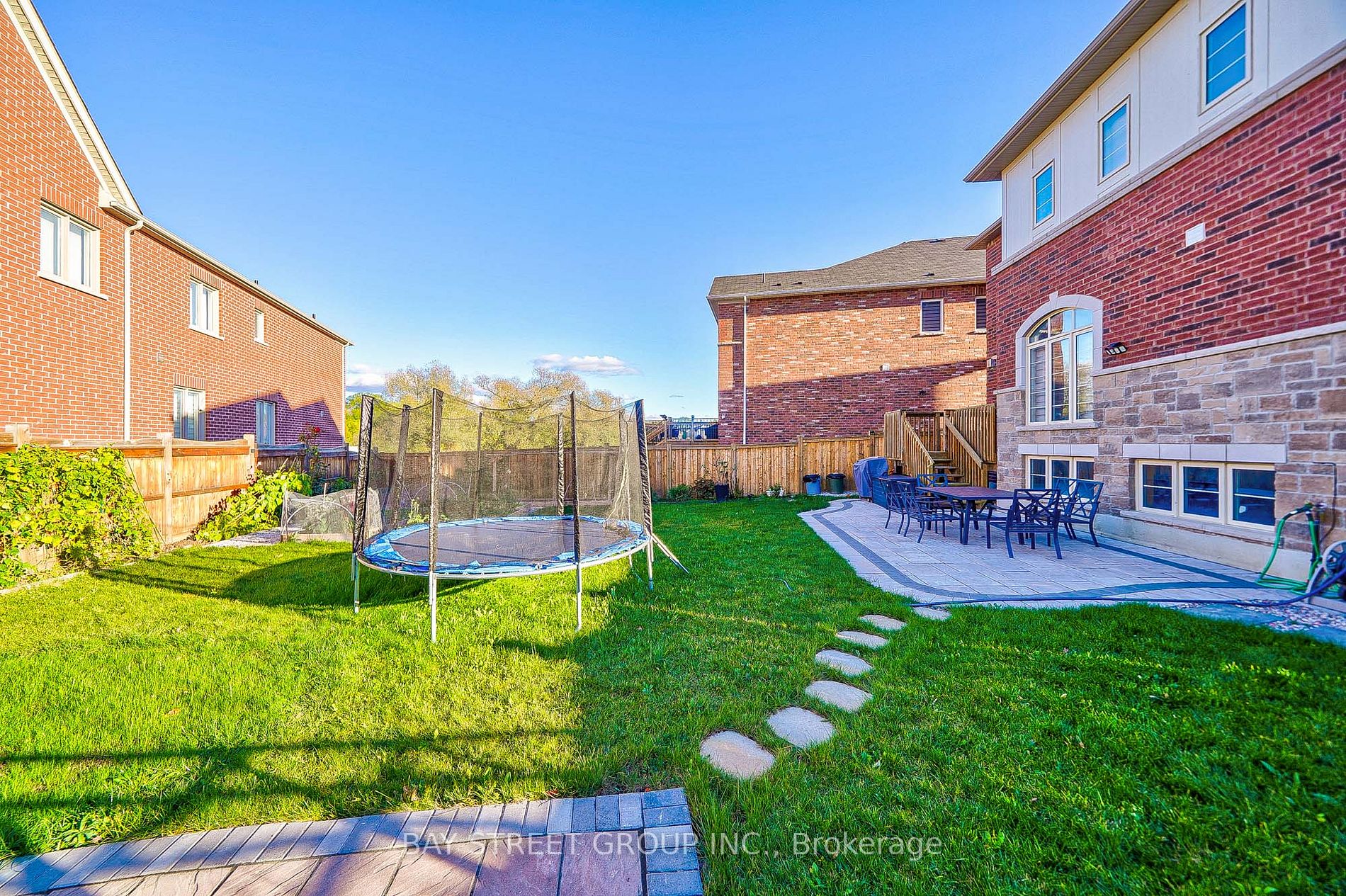 25 John Weddell Ave