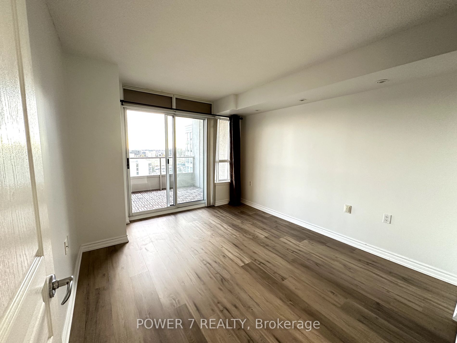 9015 Leslie St S, #Lph18