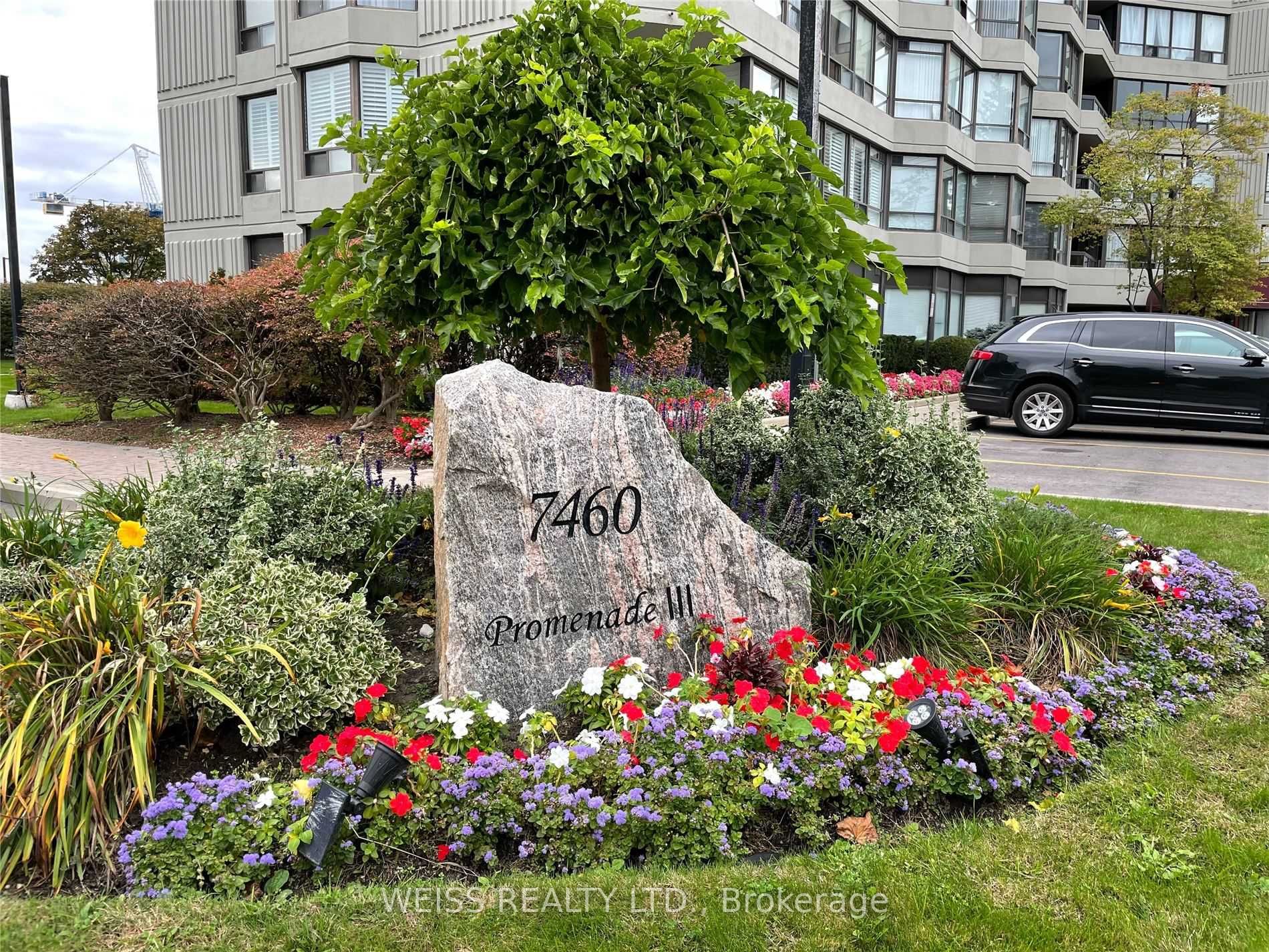 7460 Bathurst St, #1210