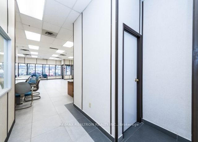 3300 Steeles Ave W, #8