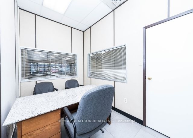 3300 Steeles Ave W, #8